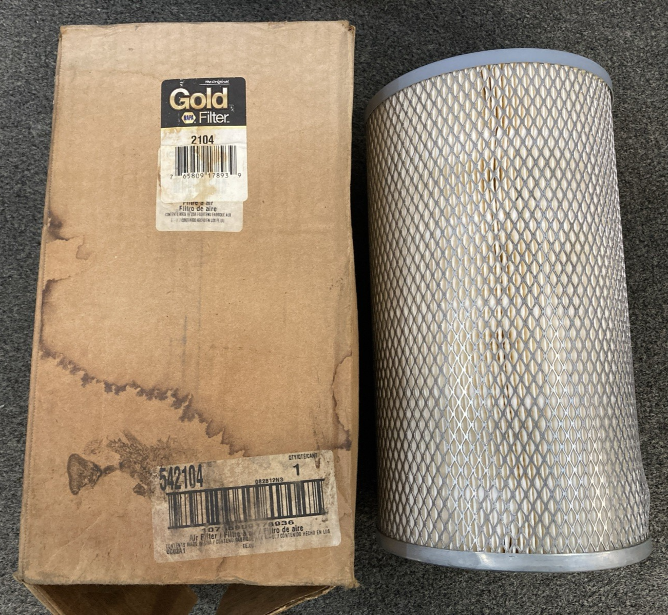 NEW GENUINE NAPA 2104 FILTER