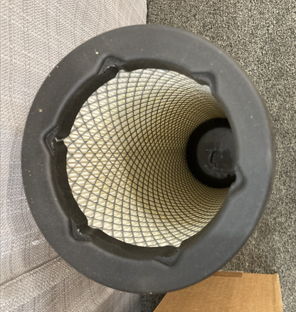 NEW GENUINE NAPA 6665 AIR FILTER 546665