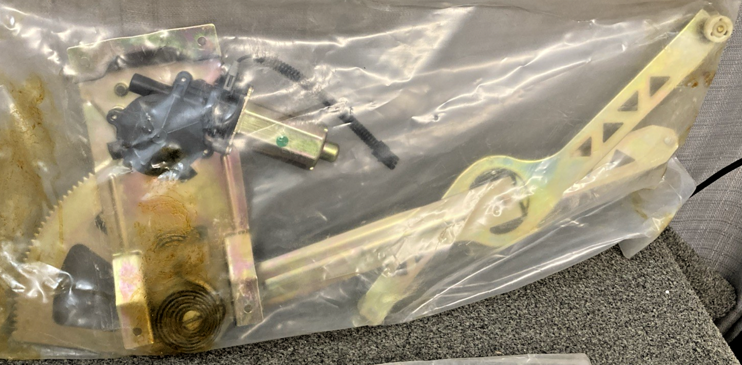New Genuine Napa 665-3899 Power Window Regulator and Motor Assembly