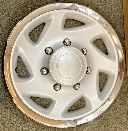 New Genuine Ford 4C3Z-1130-AB Wheel Cover