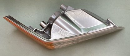 NEW GENUINE MOPAR 68004181AC Lamp-Park And Turn Signal 2007-2017 Jeep Patriot
