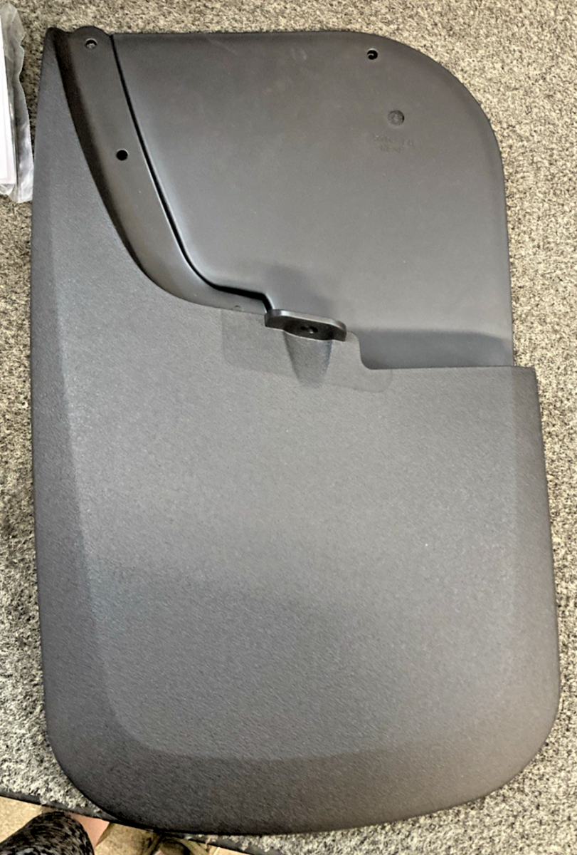 New Genuine Husky Liners 57681 Rear Mud Guard Set