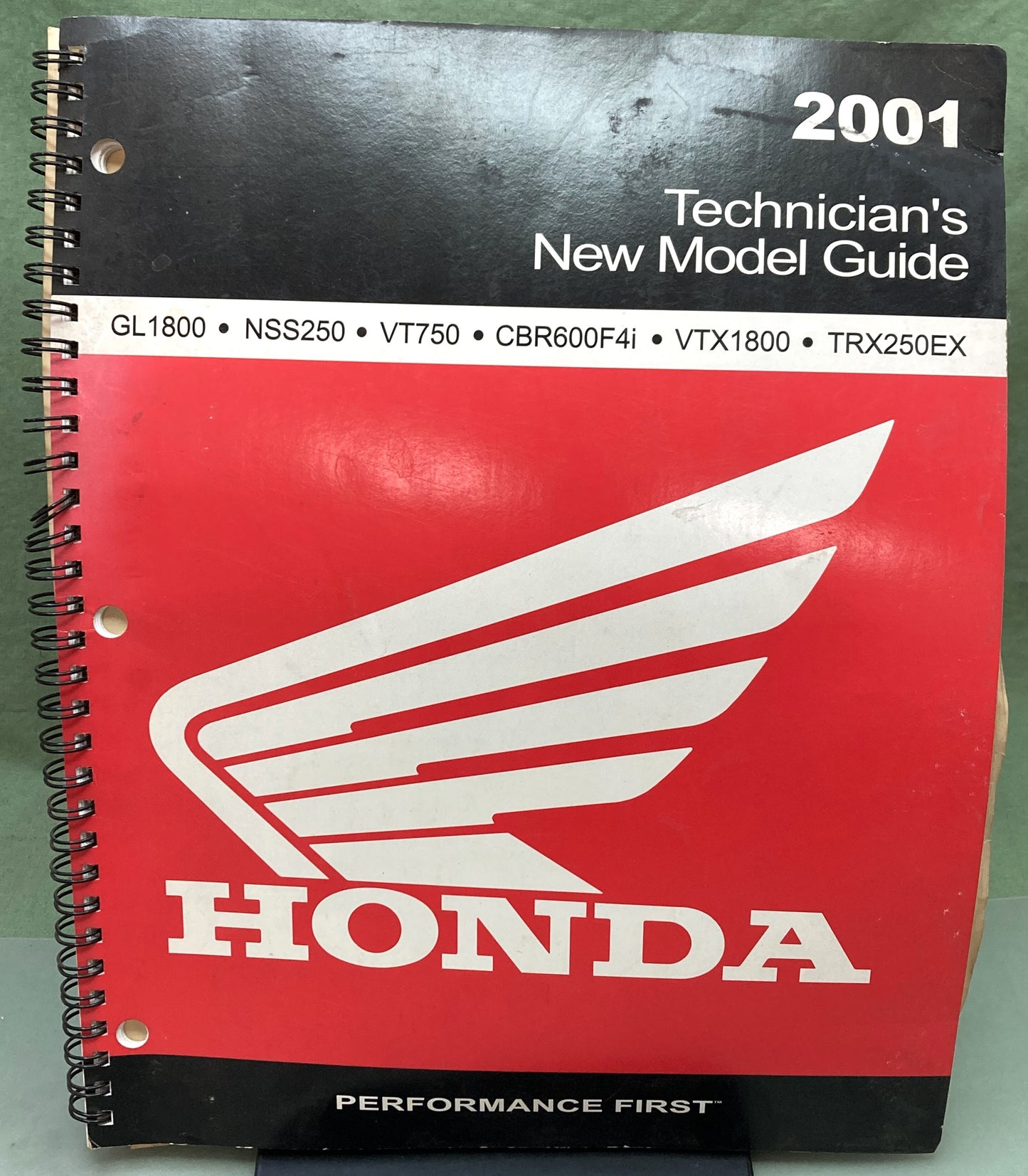 Genuine Honda S1717 Technician's New Model Guide 2001