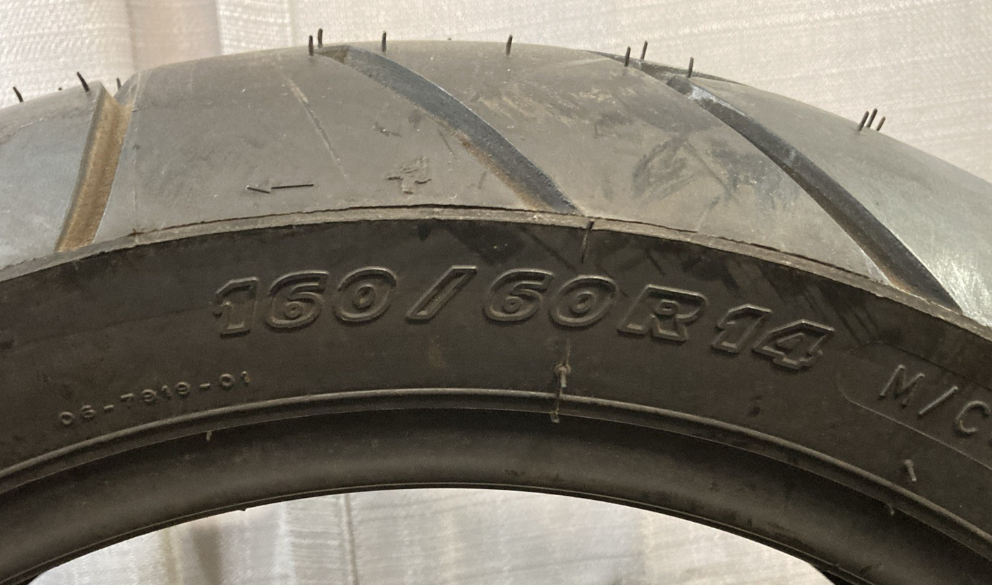 NEW GENUINE MICHELIN PILOT SPORT SC RADIAL 160/60-14 Scooter Tire