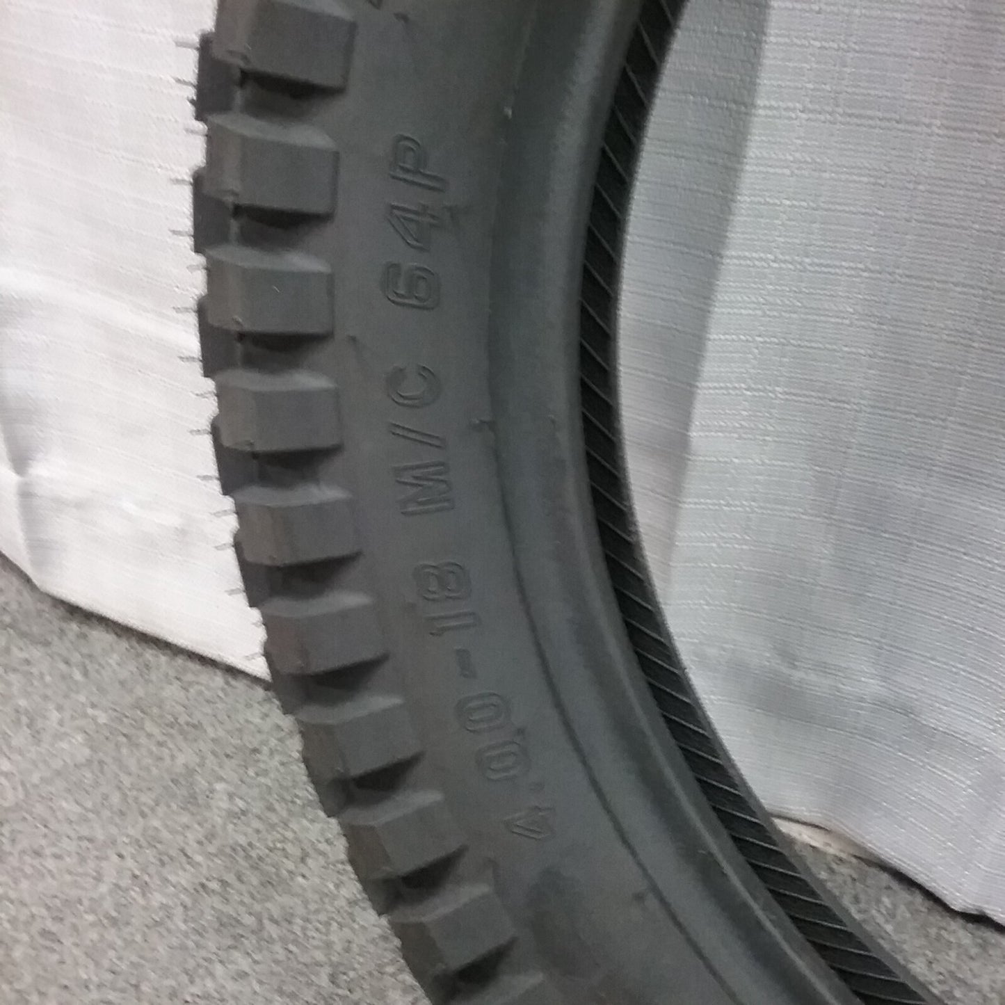 NEW SHINKO 87-4450 SR241 TRAIL TIRE 4.00-18MC FRONT OR REAR MOTORCYCLE TIRE