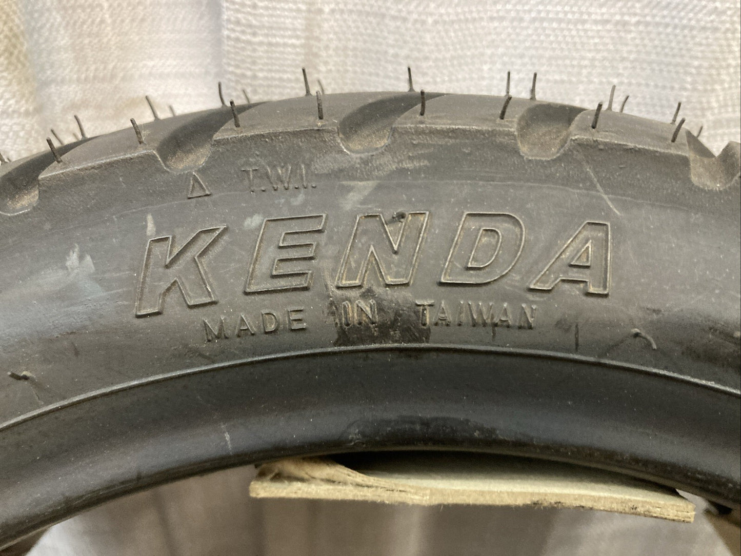 NEW GENUINE KENDA K413 044131286B1 120/70-12 51J TL SCOOTER TIRE
