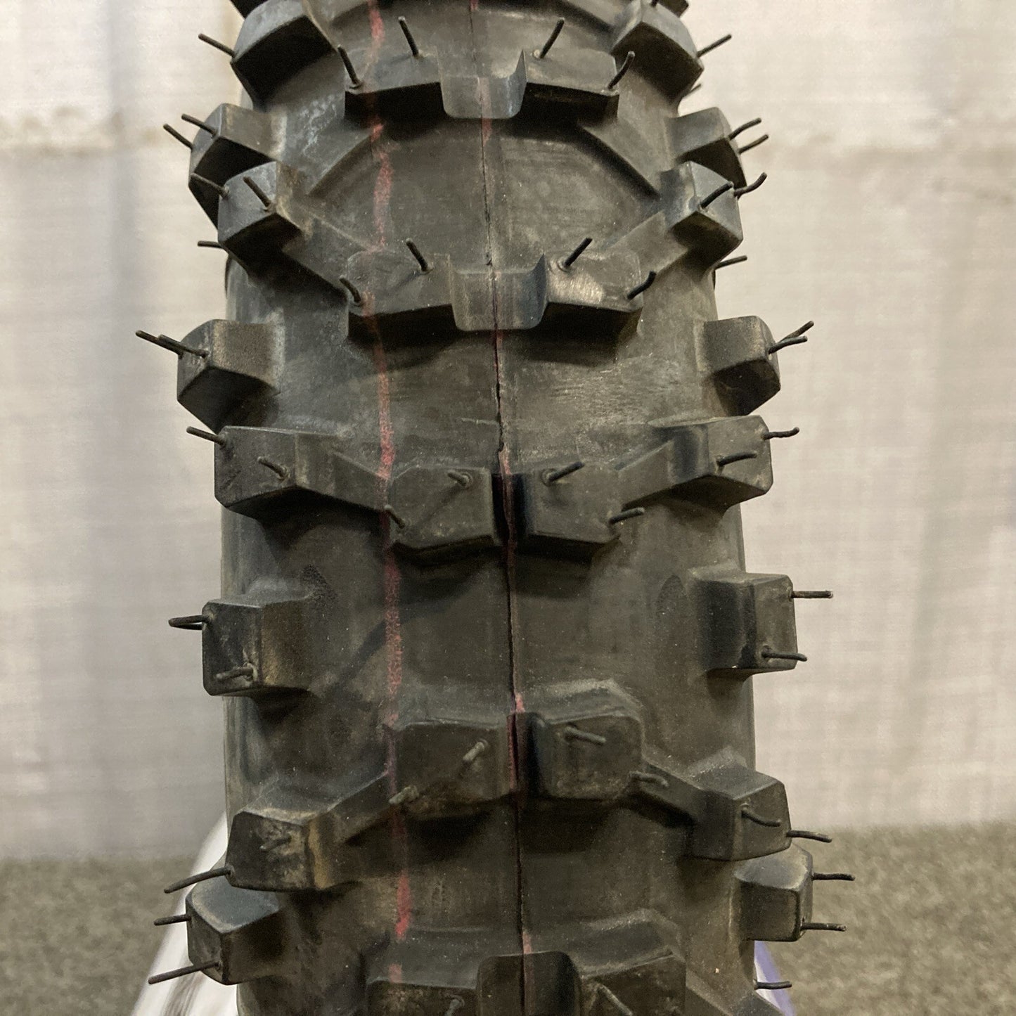 NEW GENUINE AMS BITE MX 0312-047 2.50-10 FRONT TIRE