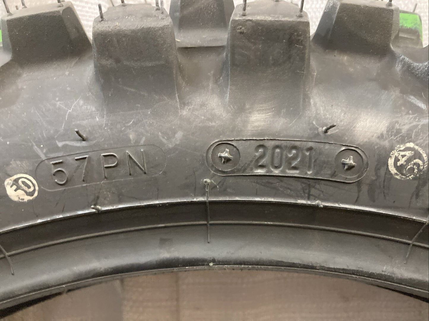 NEW GENUINE DURO MOTOCROSS DM1153 90/100-16 52M TT M/C TIRE 2511531690TT
