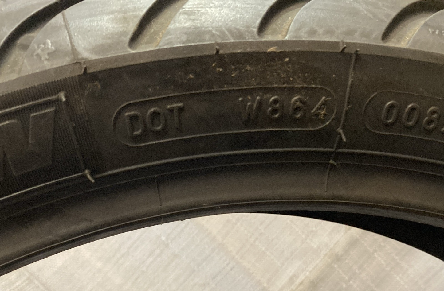 NEW GENUINE MICHELIN 130/70R-17 PILOT STREET 62H REAR RADIAL MOTORCYCLE TIRE