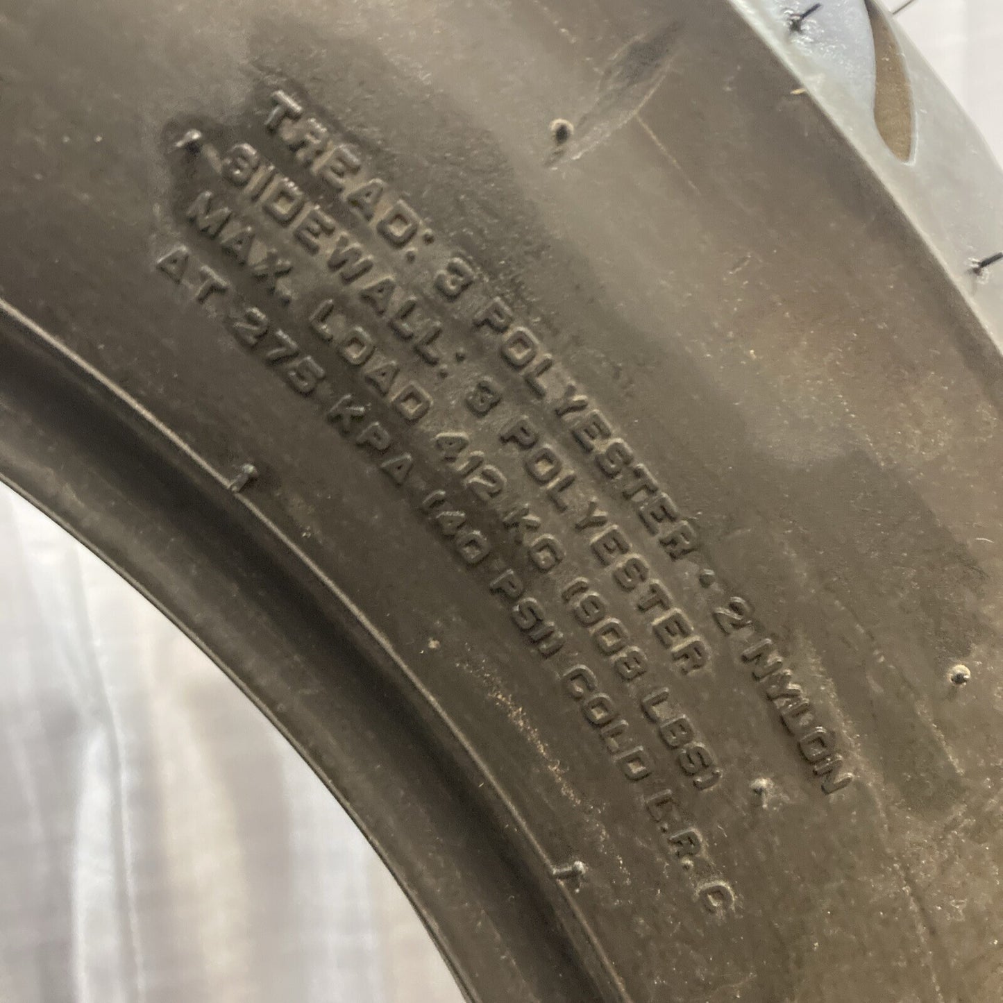 NEW GENUINE METZELER ME 880 MARATHON MU85B16 M/C 77H , REAR TIRE