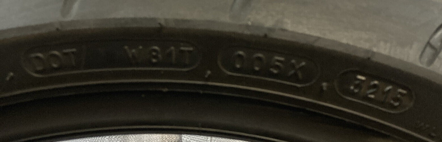 NEW MICHELIN 38921 COMMANDER II 130/70 B18 M/C 63H , FRONT TIRE