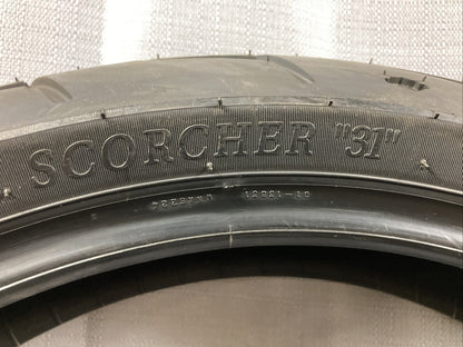 NEW MICHELIN SCORCHER "31" 130/70 B 18 63H FRONT MOTORCYCLE TIRE CAI559098