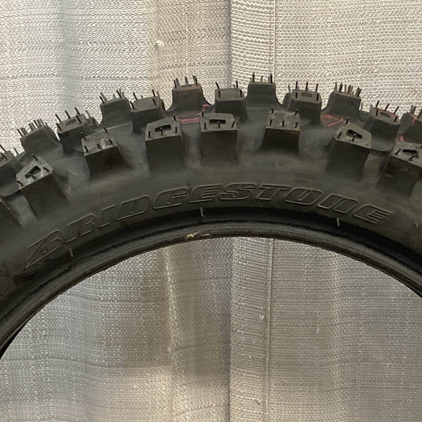 NEW GENUINE BRIDGSTONE M404 Motocross Rear Tire