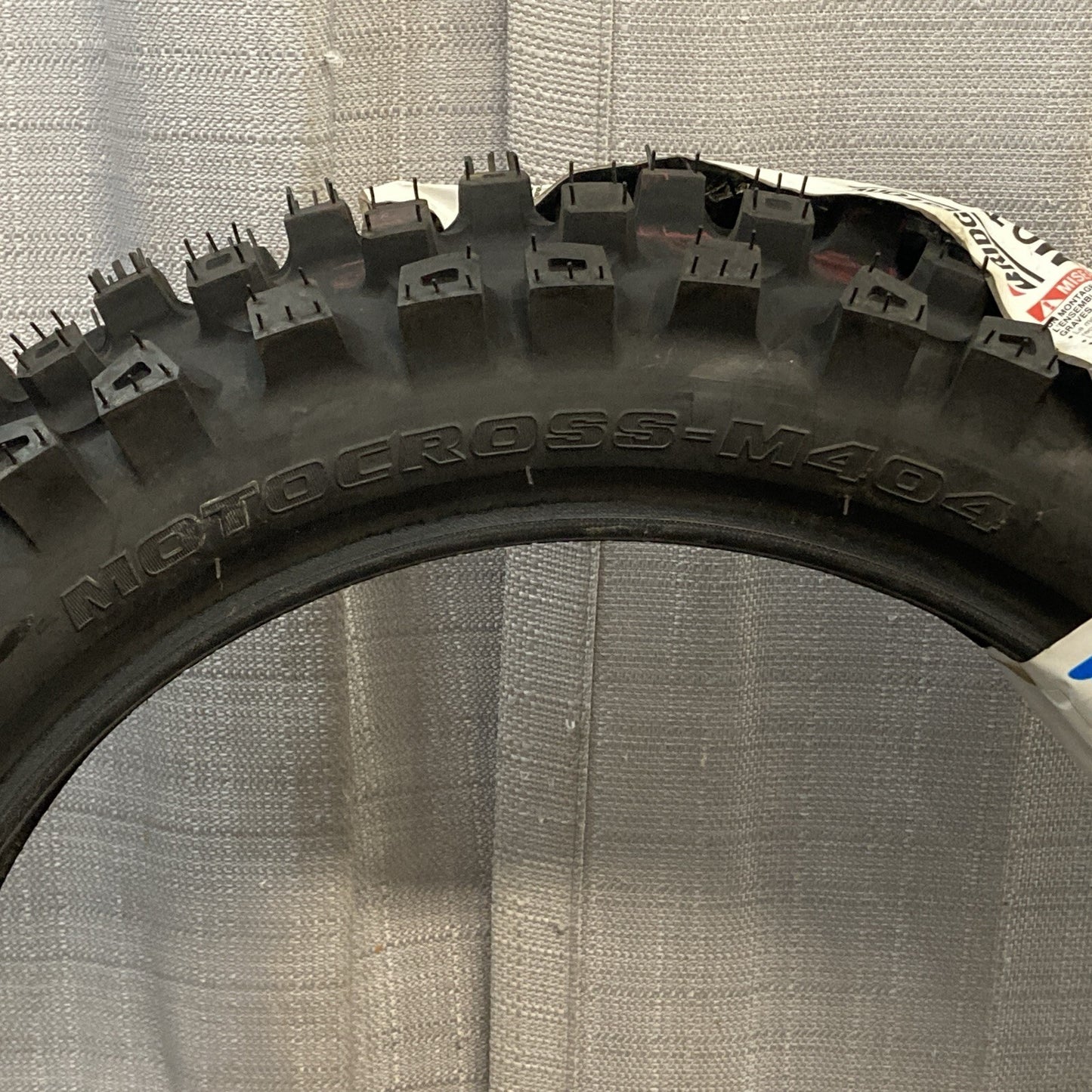 NEW GENUINE BRIDGSTONE M404 Motocross Rear Tire