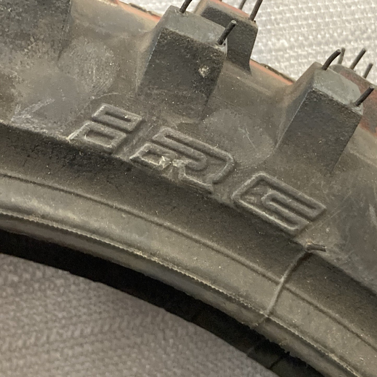 NEW GENUINE IRC MOTOCROSS IX-KIDS 60/100 14 30M Front Motorcycle Tire