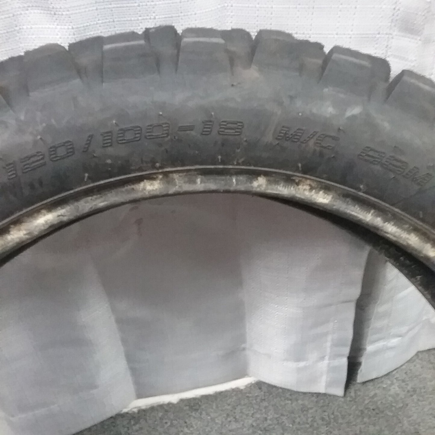 SHINKO 87-4382S 120/100-18 HOLESHOT ST 50L REAR MOTORCYCLE TIRE