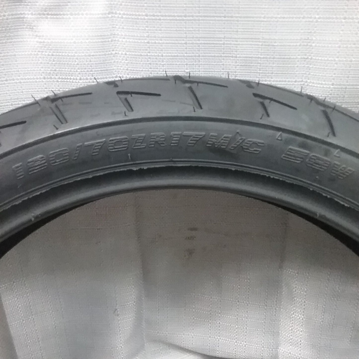 NEW SHINKO 87-4041 F009 RAVEN 120/70ZR-17 TUBELESS FRONT RADIAL TIRE