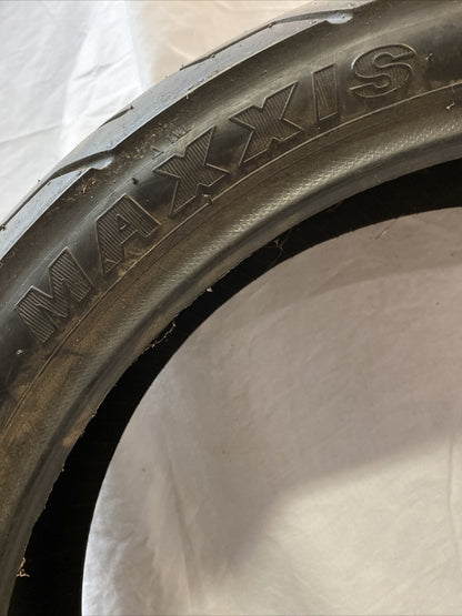 MAXXIS CLASSIC TOURING M-6011F-1 63H RearMotorcycle Tire 130/70-18 NOS Tyre