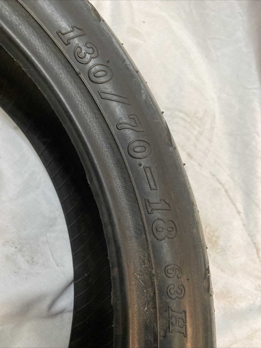 MAXXIS CLASSIC TOURING M-6011F-1 63H RearMotorcycle Tire 130/70-18 NOS Tyre