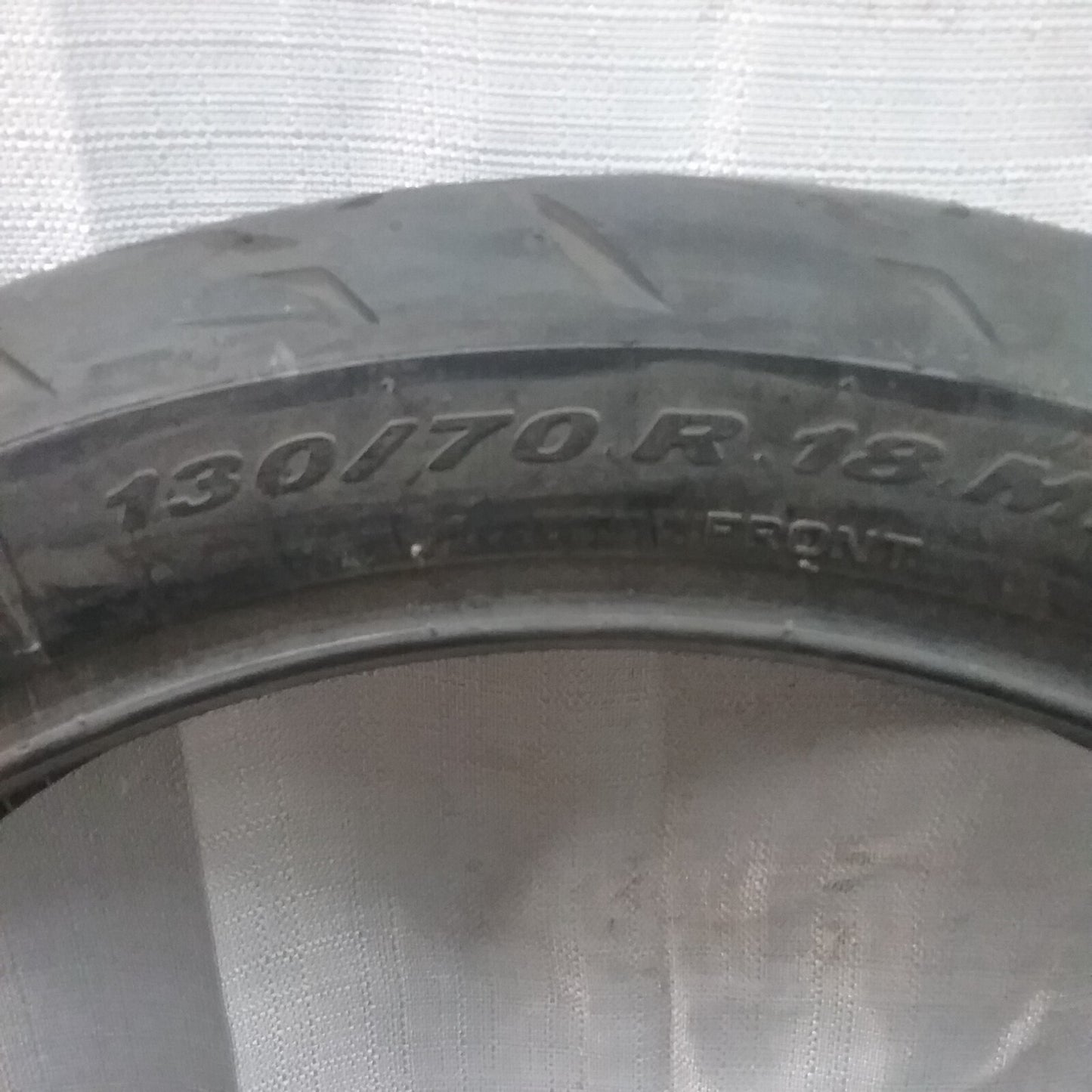 NEW PIRELLI 871-2139 NIGHT DRAGON 130/70R18 63V TL FRONT MOTORCYCLE TIRE