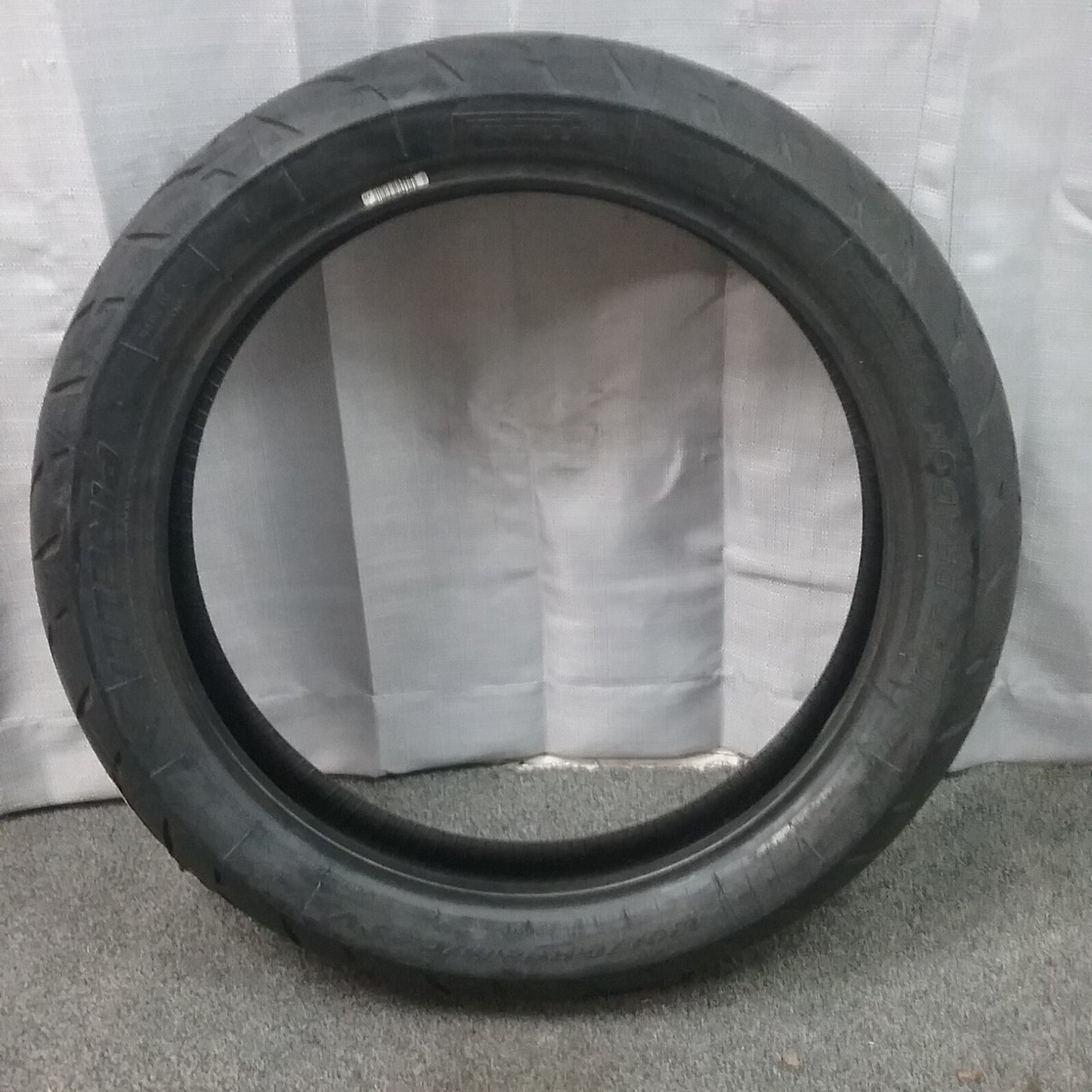 NEW PIRELLI 871-2139 NIGHT DRAGON 130/70R18 63V TL FRONT MOTORCYCLE TIRE