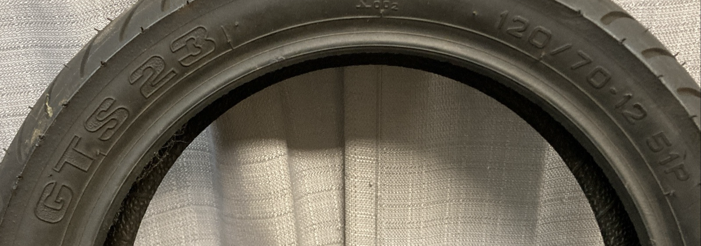 NEW GENUINE PIRELLI GTS23 120/70-12 51P FRONT SCOOTER TIRE