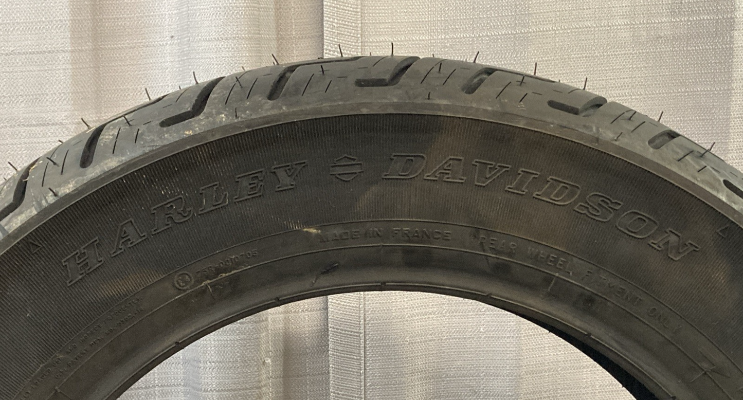 NEW GENUINE DUNLOP D401 130/90 B16 73H Rear TL Motorcycle Tire For Harley