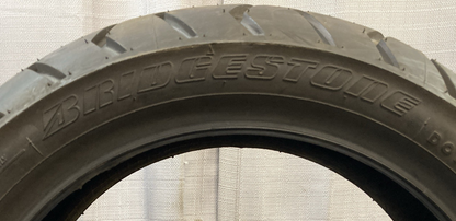 NEW GENUINE BRIDGESTONE BATTLAX TH01R 160/60 R14 65H REAR MOTORCYCLE TIRE