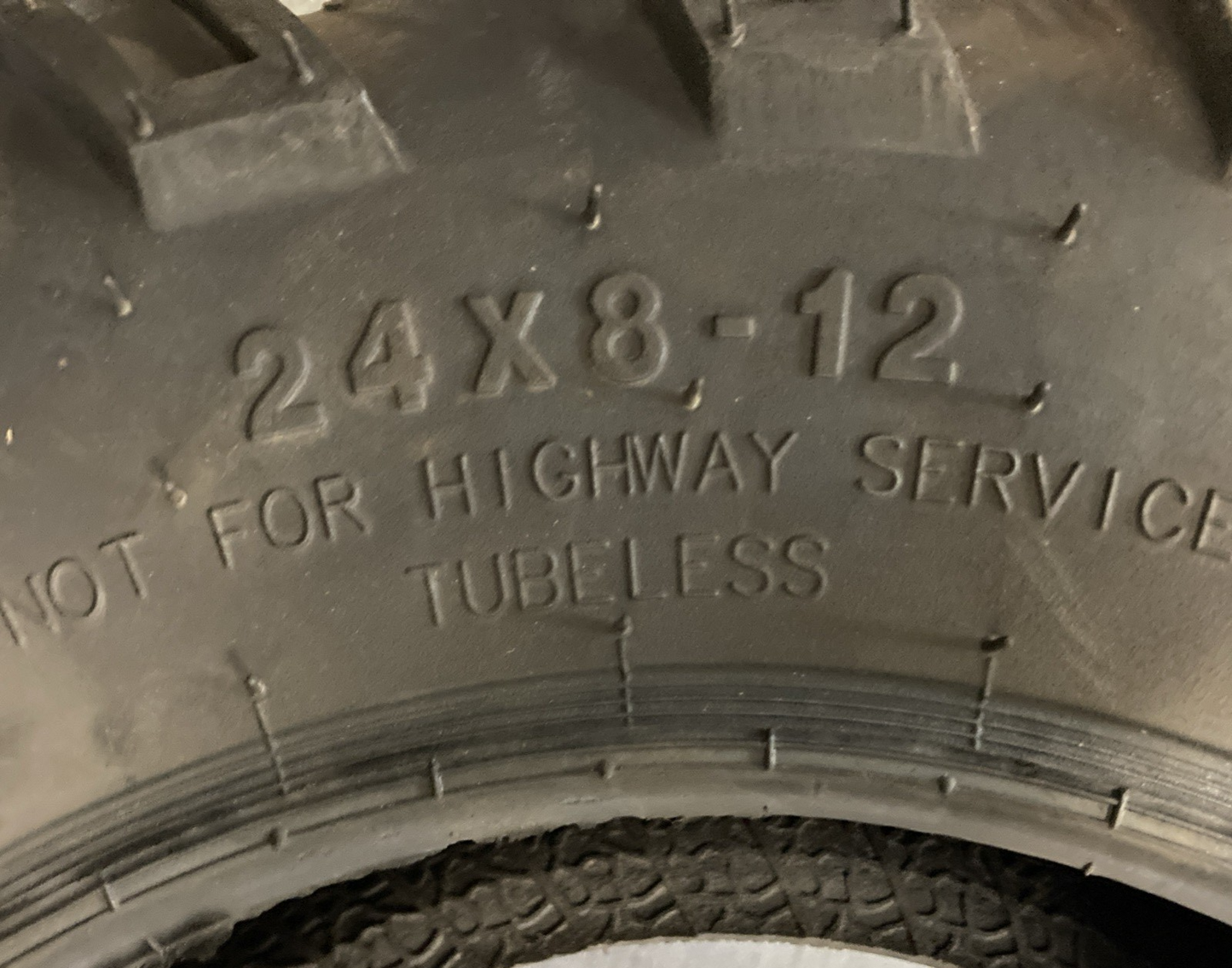 NEW GENUINE ITP 56A037 MUD LITE 24X8-12 TL 6 PLY ATV TIRE