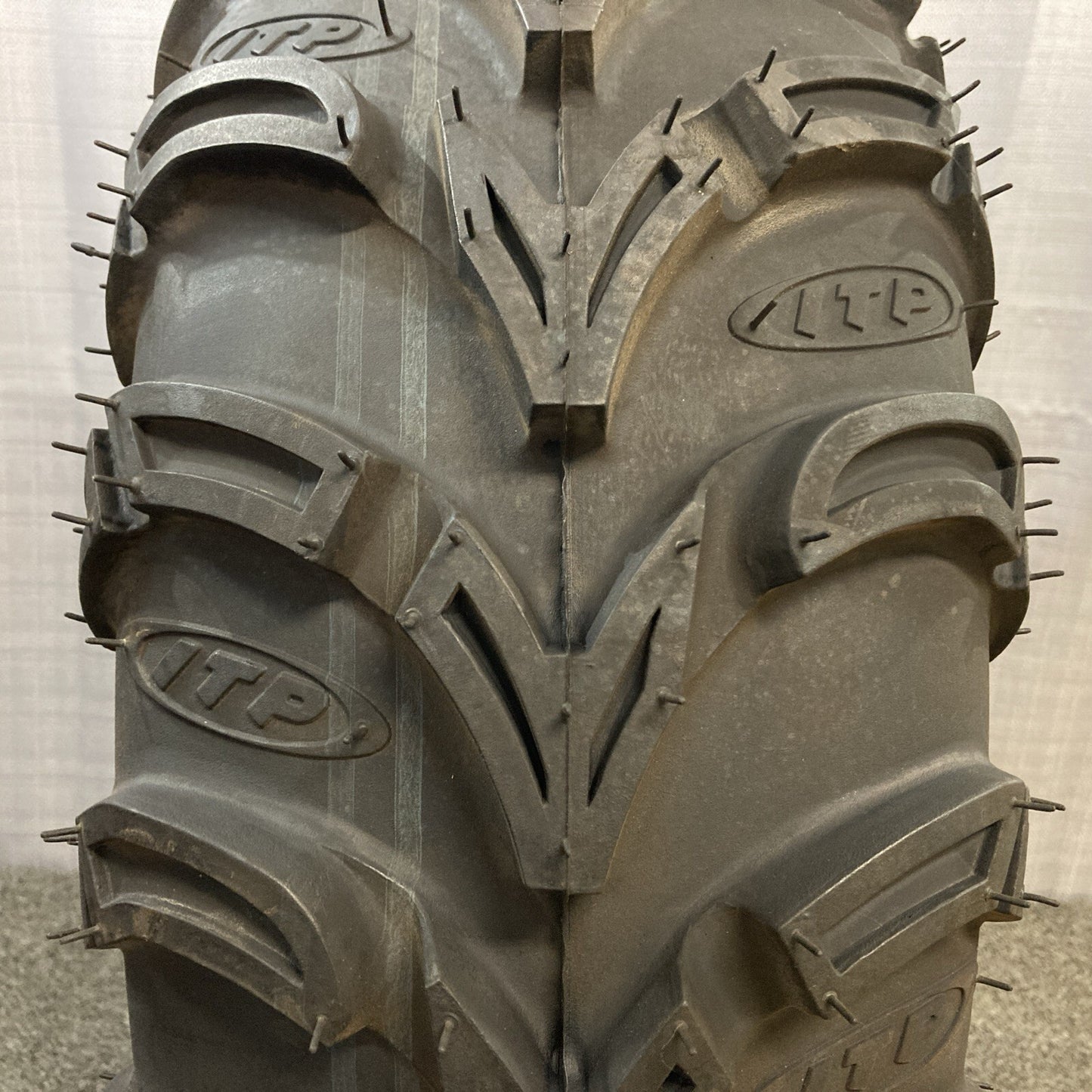 NEW GENUINE ITP 56A037 MUD LITE 24X8-12 TL 6 PLY ATV TIRE