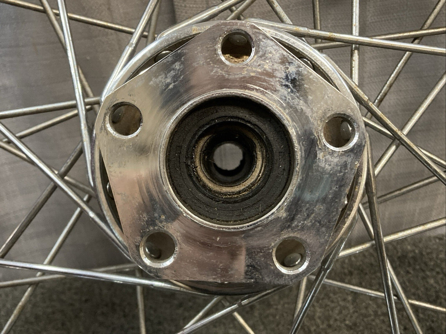 HARLEY DAVIDSON 43085-97 16X3 40 SPOKE CHROME FRONT WHEEL