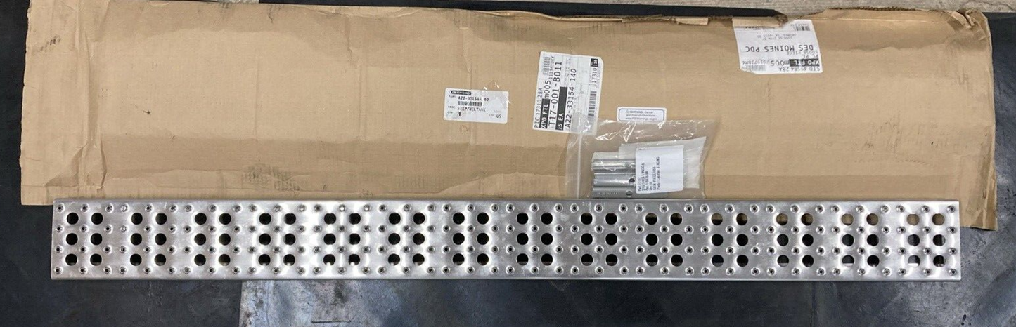 NEW GENUINE FREIGHTLINER A22-33154-140 STEP, FUEL TANK