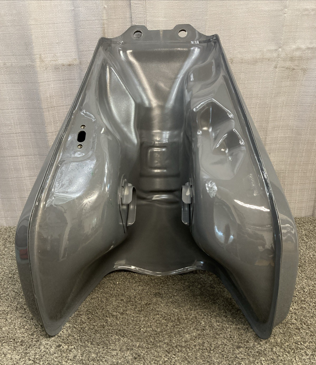 NEW GENUINE SUZUKI 44100-32ER0-YUD TANK ASSY, FUEL GRAY