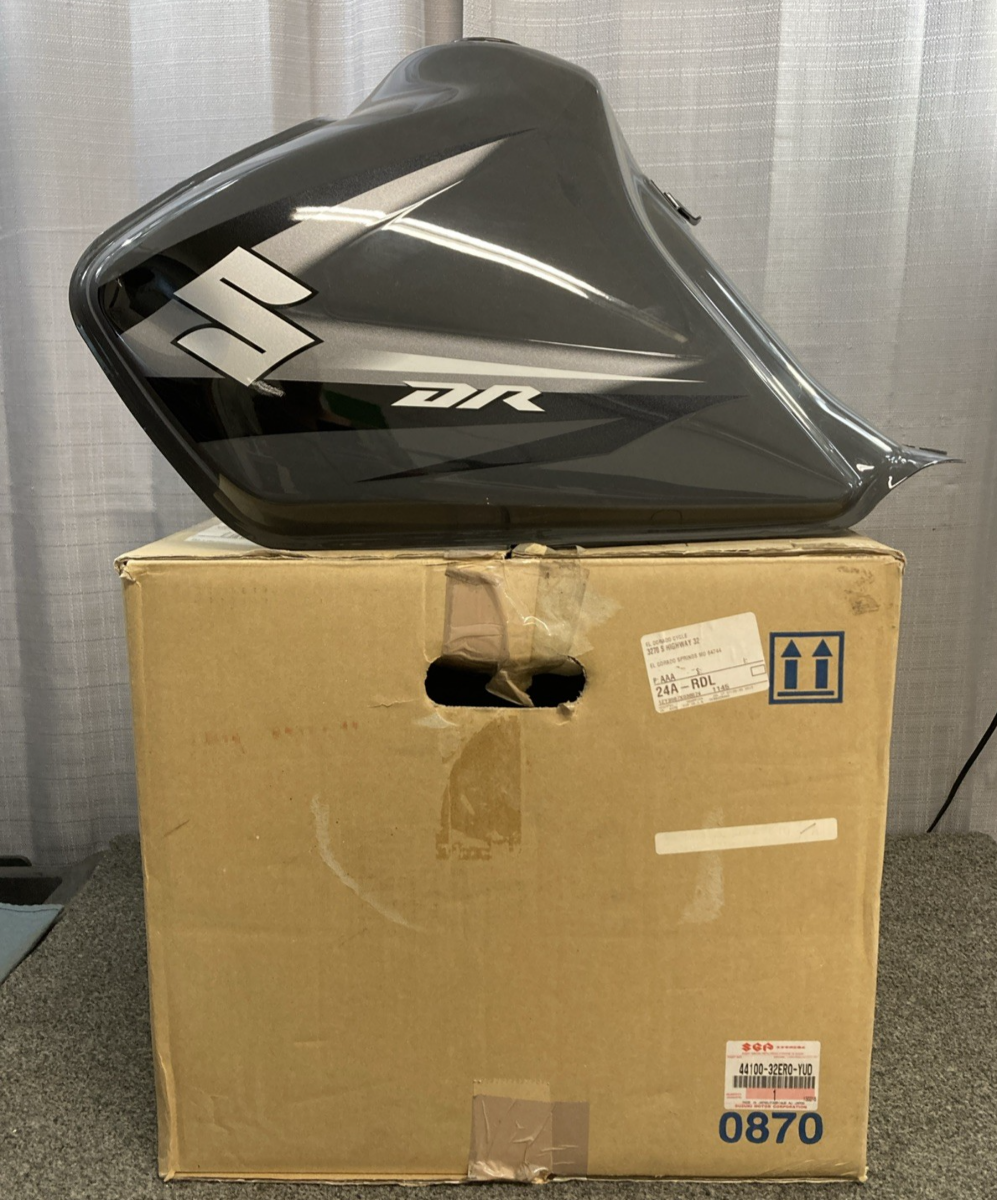 NEW GENUINE SUZUKI 44100-32ER0-YUD TANK ASSY, FUEL GRAY