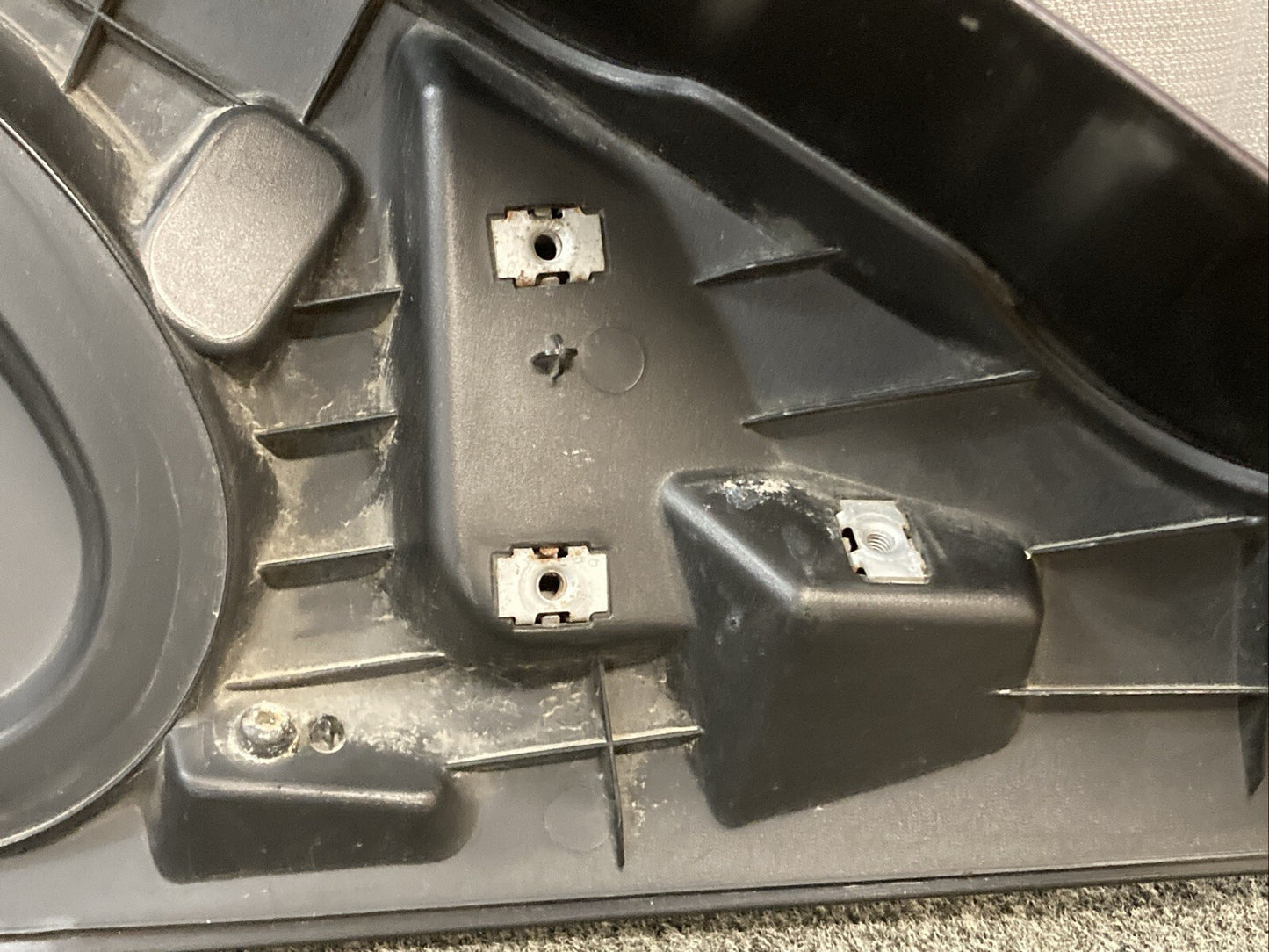 Victory 5437638-585 Lid-Outer, Saddlebag, Rh