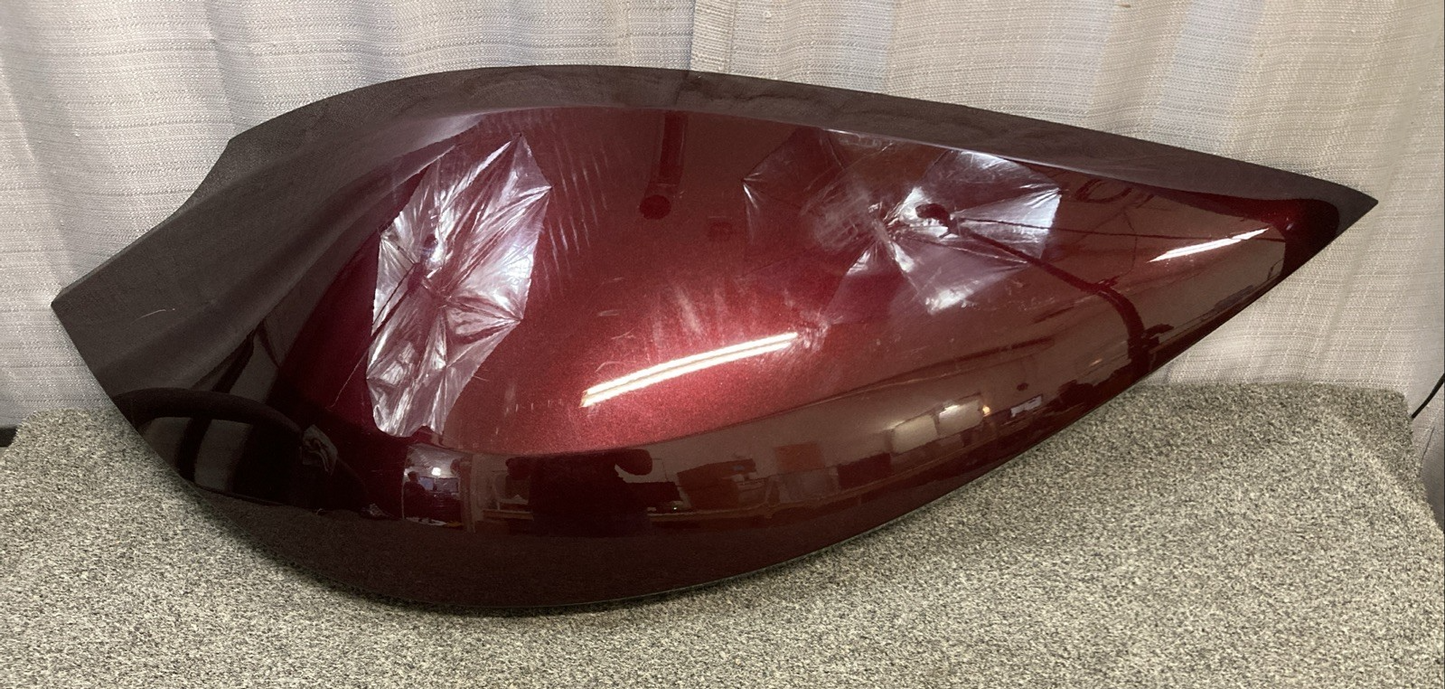 Victory 5437638-585 Lid-Outer, Saddlebag, Rh