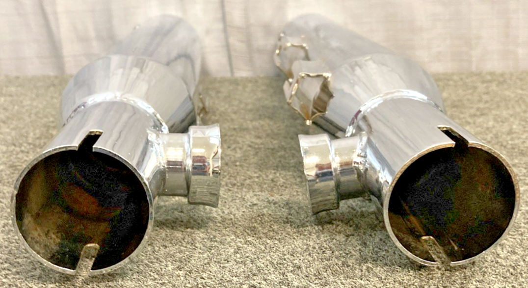 NEW GENUINE V-TWIN 30-1281 CHROME SLIP ON MUFFLER SET W CHROME TIPS, HARLEY 9953