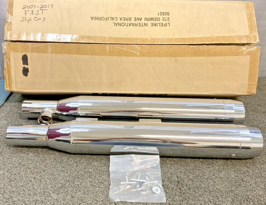 NEW GENUINE V-TWIN 30-1281 CHROME SLIP ON MUFFLER SET W CHROME TIPS, HARLEY 9953