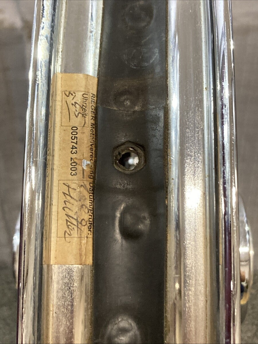 GENUINE VICTORY BEHR 5133678 21X2.15 40 SPOKE FRONT WHEEL ASSEMBLY CHROME