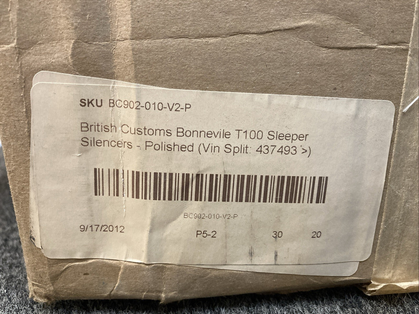 NEW GENUINE BRITISH CUSTOMS BC902-010-V2-P BONNEVILLE T100 SLEEPER SILENCERS