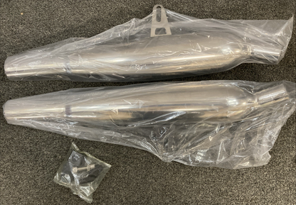 NEW GENUINE BRITISH CUSTOMS BC902-010-V2-P BONNEVILLE T100 SLEEPER SILENCERS