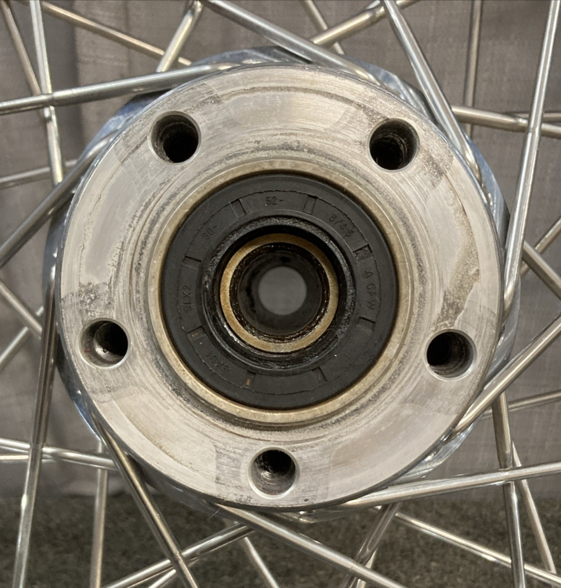 GENUINE VICTORY BEHR 10068-5133870 18XMT5.00 40 SPOKE REAR WHEEL ASSEMBLY CHROME