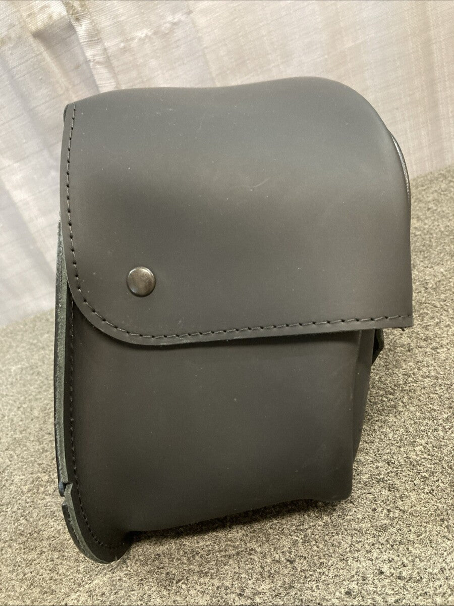 NEW GENUINE SUZUKI 990A0-77032 M109R SOFT LEATHER SADDLEBAGS BOULEVARD