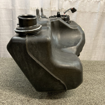 New Genuine Polaris 5436812 P01P4-0634066 Fuel Tank