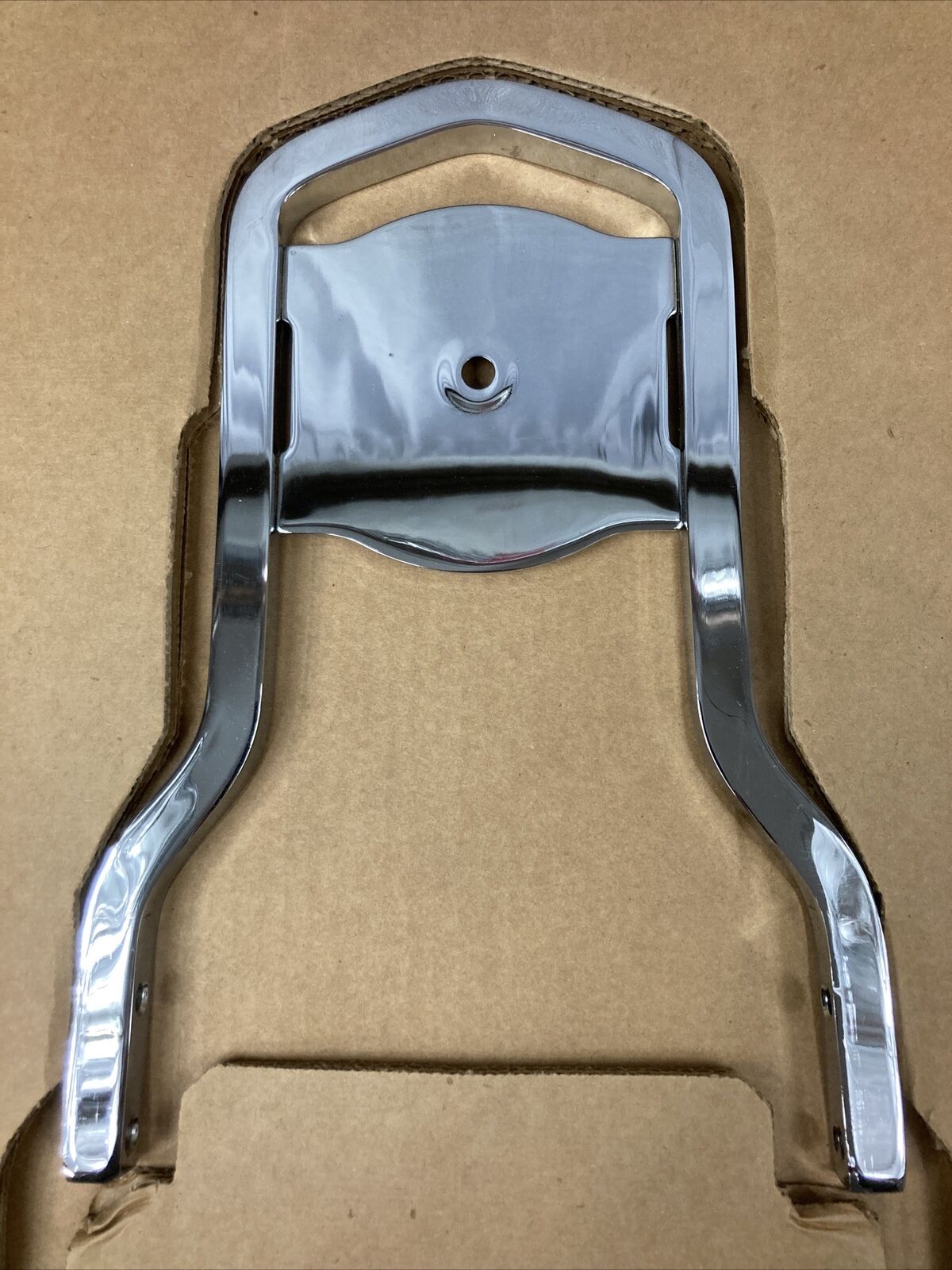 NEW HARLEY DAVIDSON 52754-04 SISSY BAR UPRIGHT MEDALLION XL CHROME