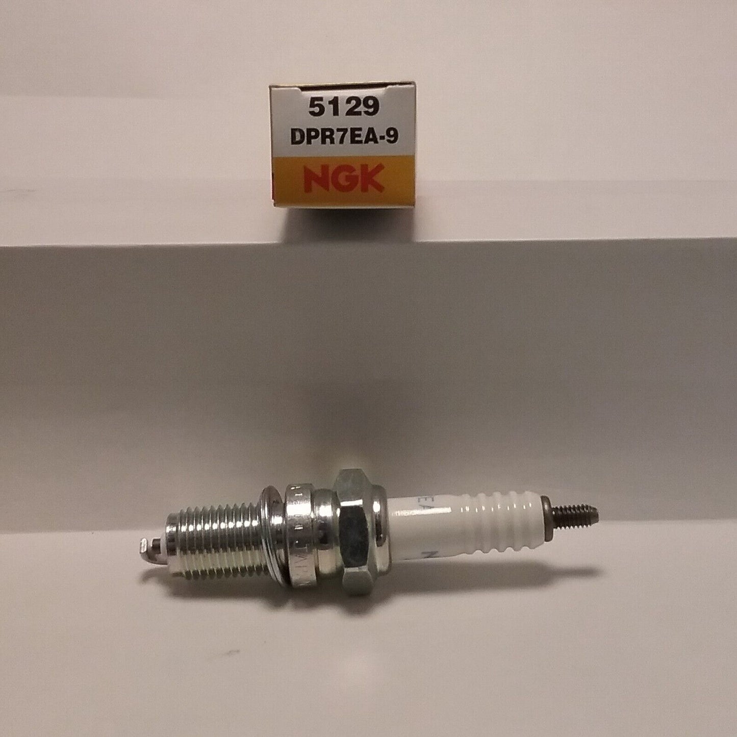 QTY 2 NGK DPR7EA-9 Nickel Spark Plug 5129 KAWASAKI 92070-Y003 17-20