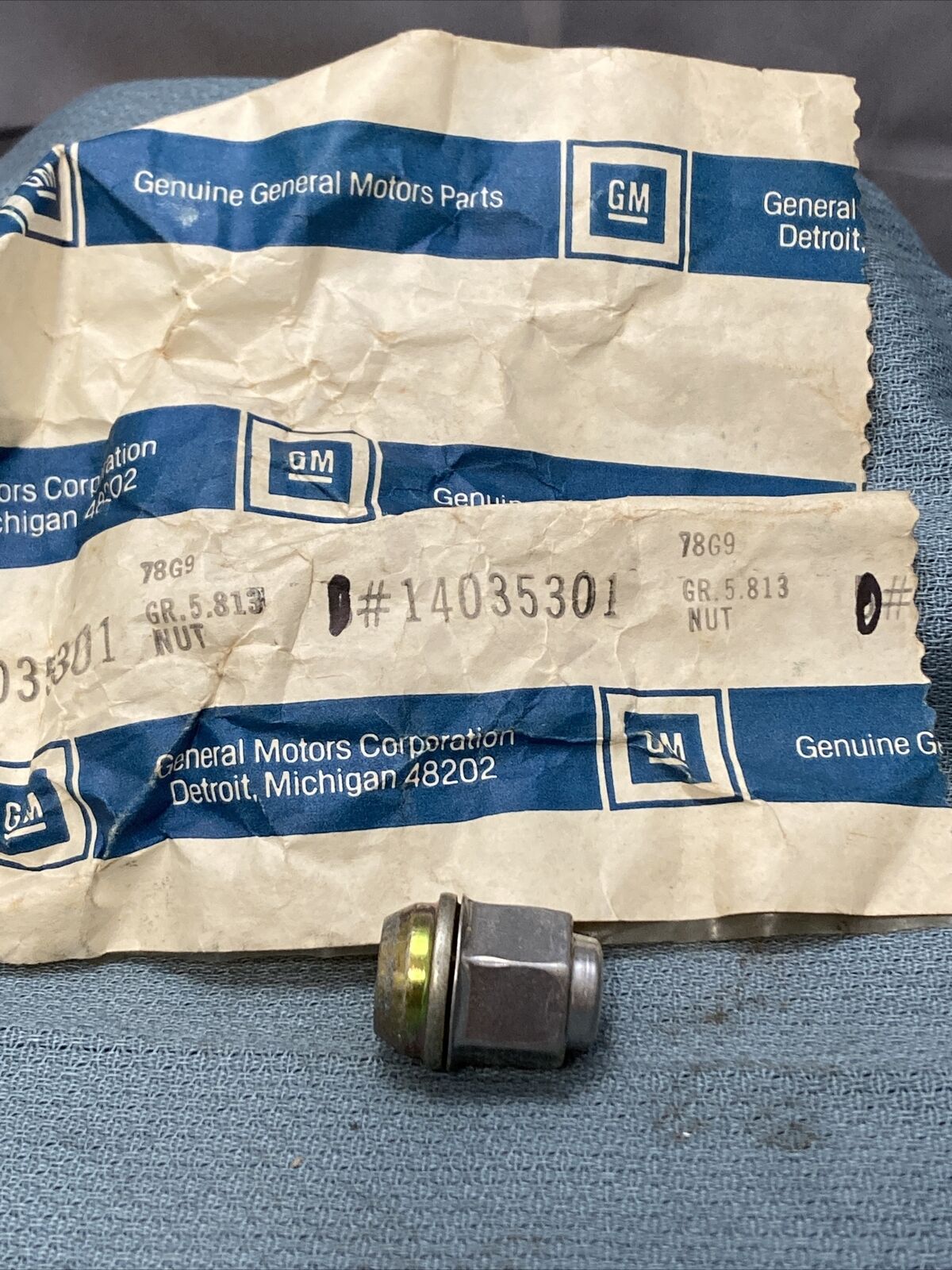 NEW GENUINE GM 14035301 NUT ASSEMBLY, WHEEL GR 5.813
