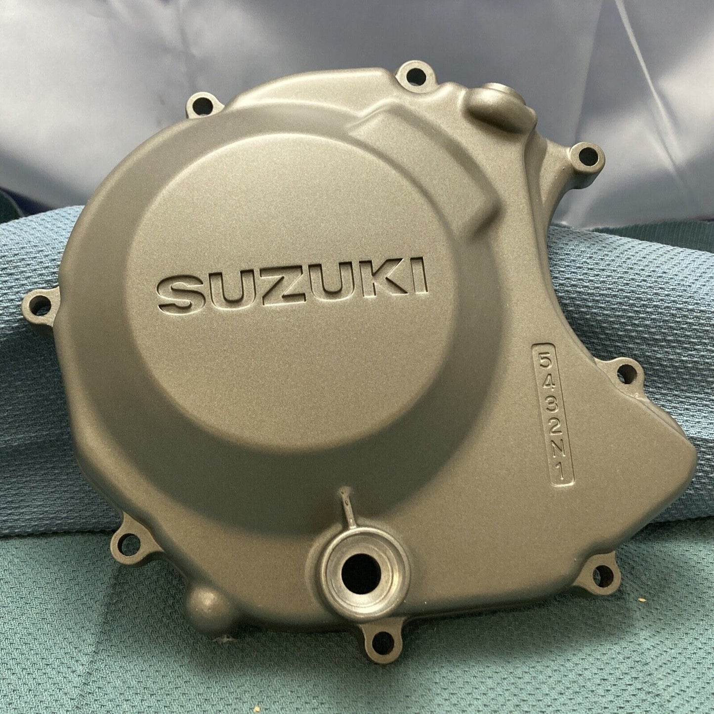 NEW GENUINE SUZUKI 11351-22A01 STATOR COVER MAGNETO