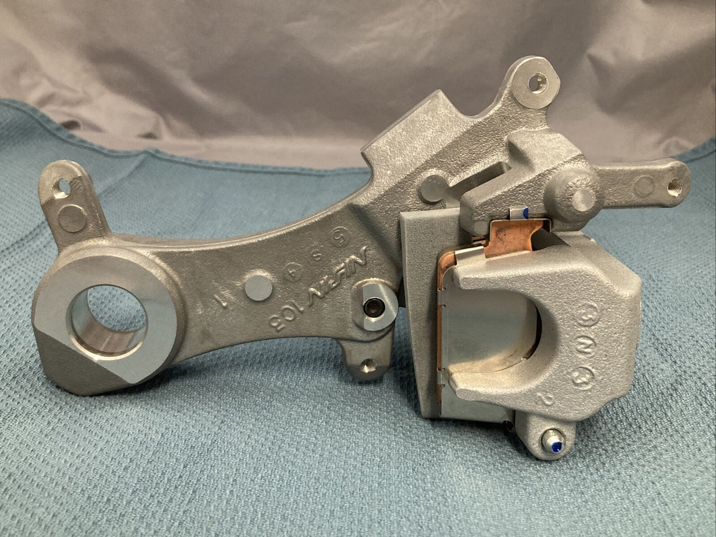 NEW GENIUNE YAMAHA 1C3-2580W-10 Caliper Assembly, Rear 2