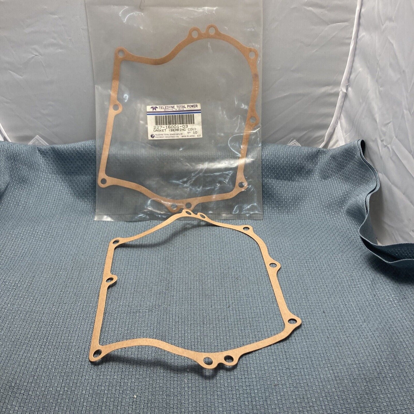 QTY 2, NEW TELEDYNE TOTAL POWER 227-16001-03 BEARING COVER GASKET